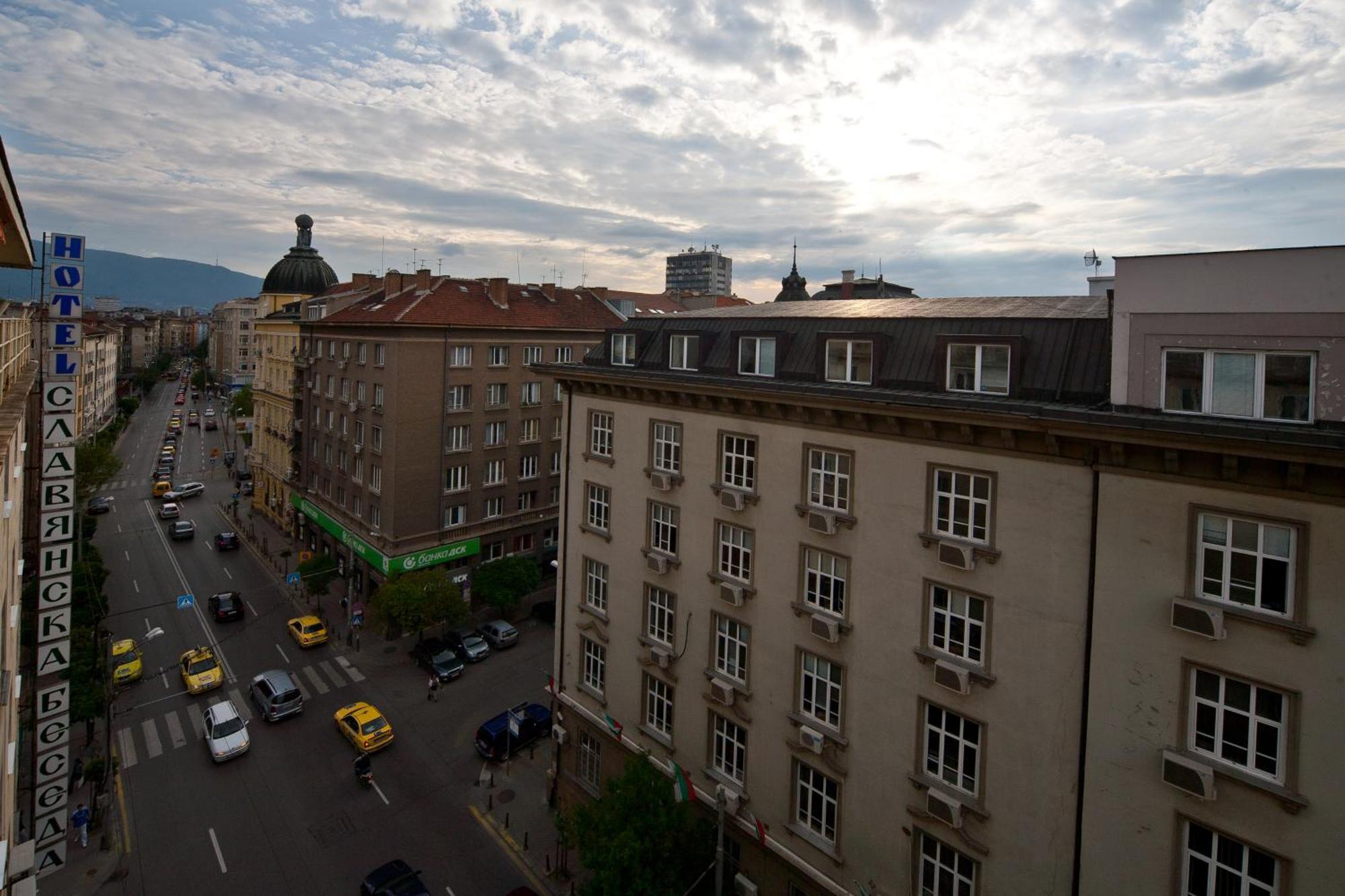 Slavyanska Beseda Hotel Sofia Exterior photo